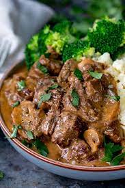 SLICE BEEF STEAK CASSEROLE